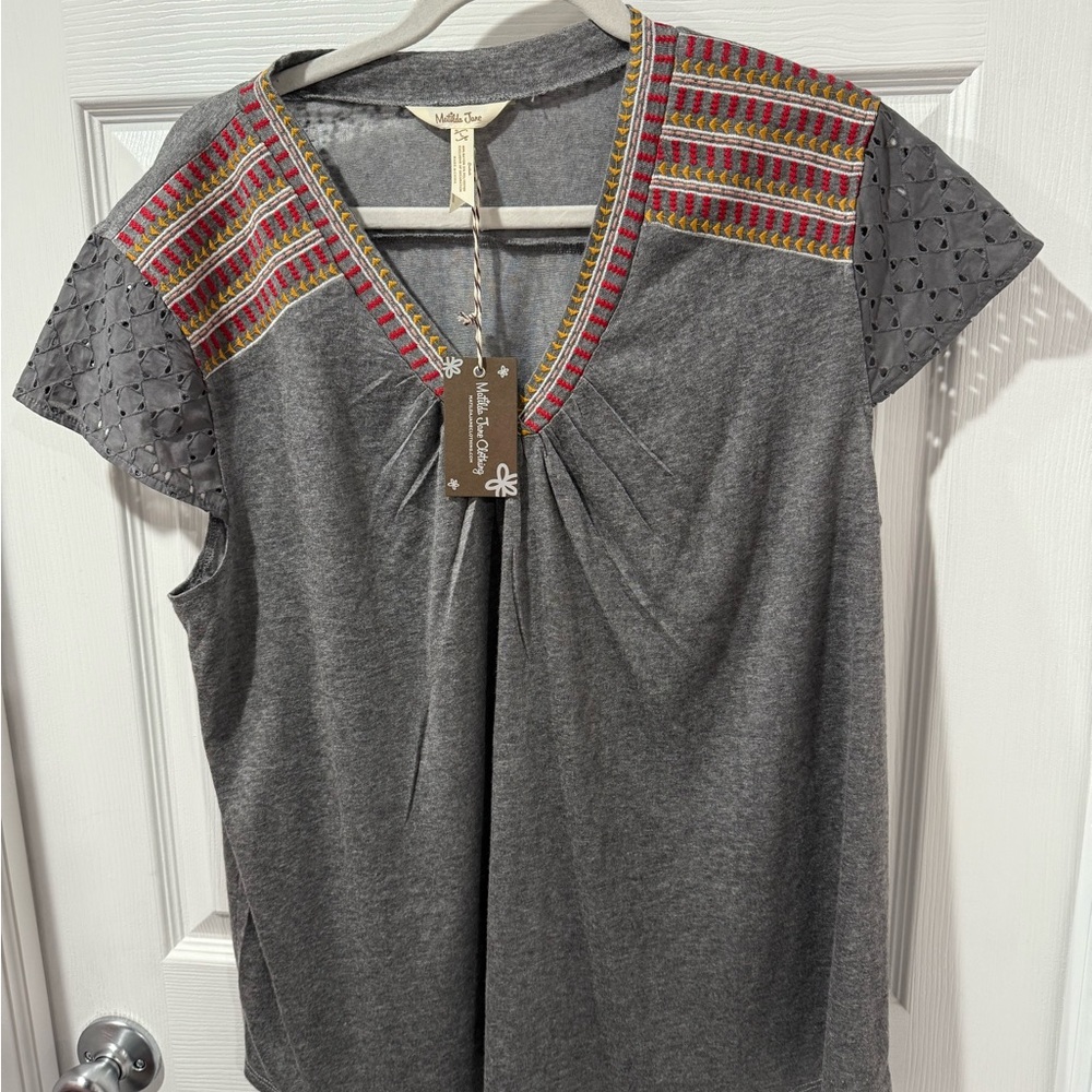 NWT Matilda Jane Gray Graphic Short Sleeve Blouse size L
